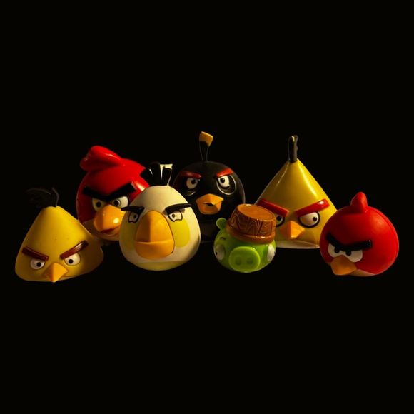 Lot of 7 Hard Plastic & Rubber Angry Birds Figures - Picture 1 of 2